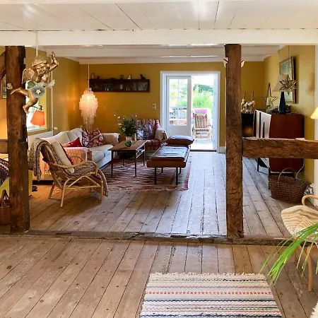 Nostalgic Charm In Lolland Timber House Дом отдыха Nysted