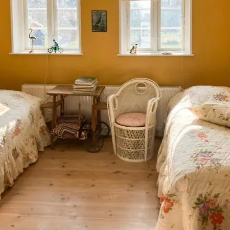 Nostalgic Charm In Lolland Timber House Дом отдыха *
