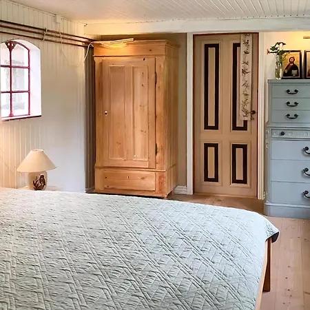 Nostalgic Charm In Lolland Timber House Ferienhaus *